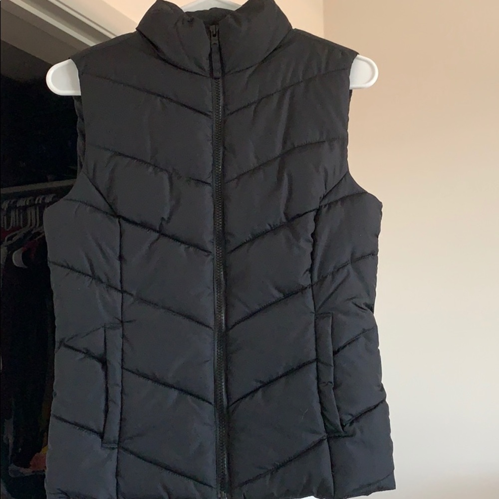 BLACK 🖤🖤 Aeropostale Vest